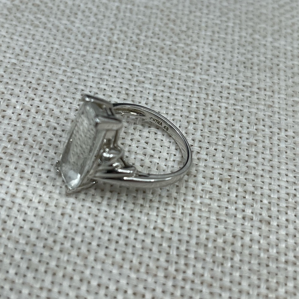 Vintage Estate Sterling Silver Faceted Emerald-Cut Statement Ring Size 7 - Picture 12 of 17